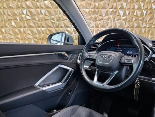 Audi Q3 35 TDI S tronic Business Advanced