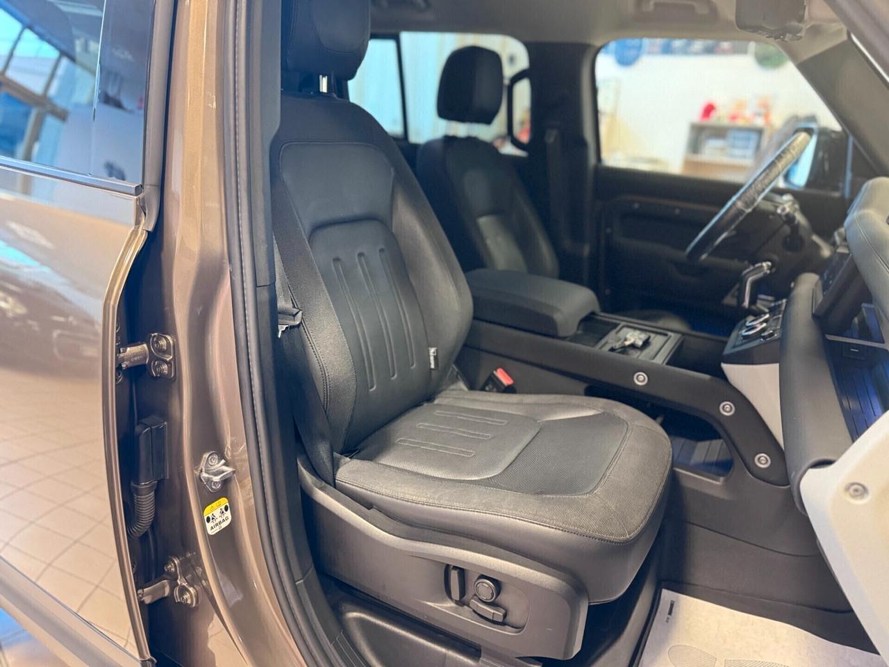 Land Rover Defender 110 2.0 SD4 240CV AWD Auto SE