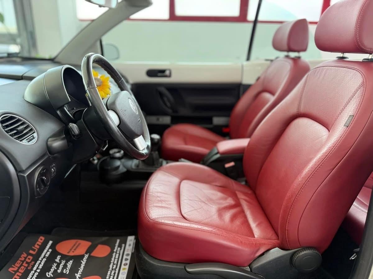 Volkswagen New Beetle Redlimited 1.9 TDI 105cv Cabrio 2010