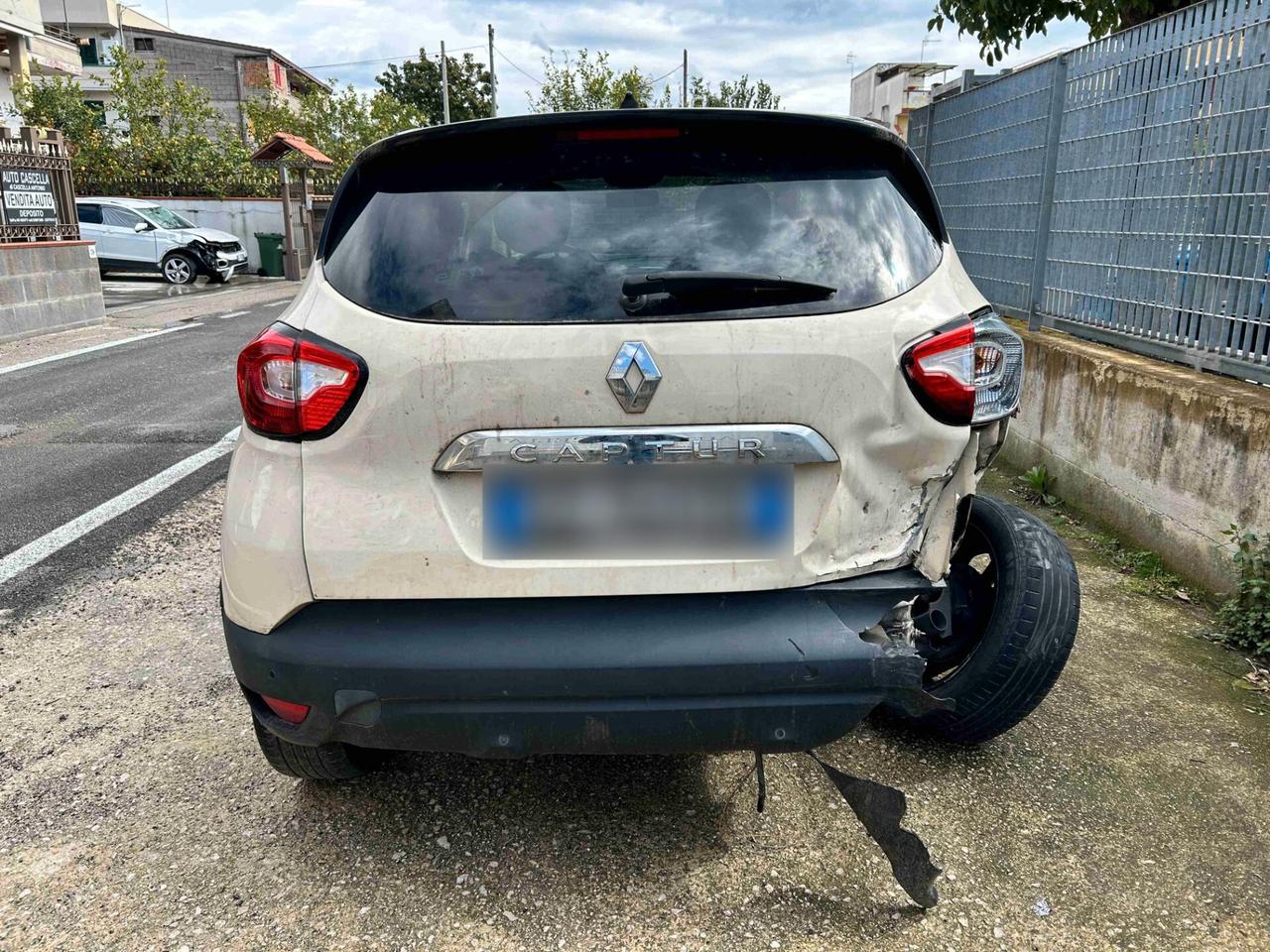 Renault Captur 1.5 dCi 90CV - 2015 Incidentata