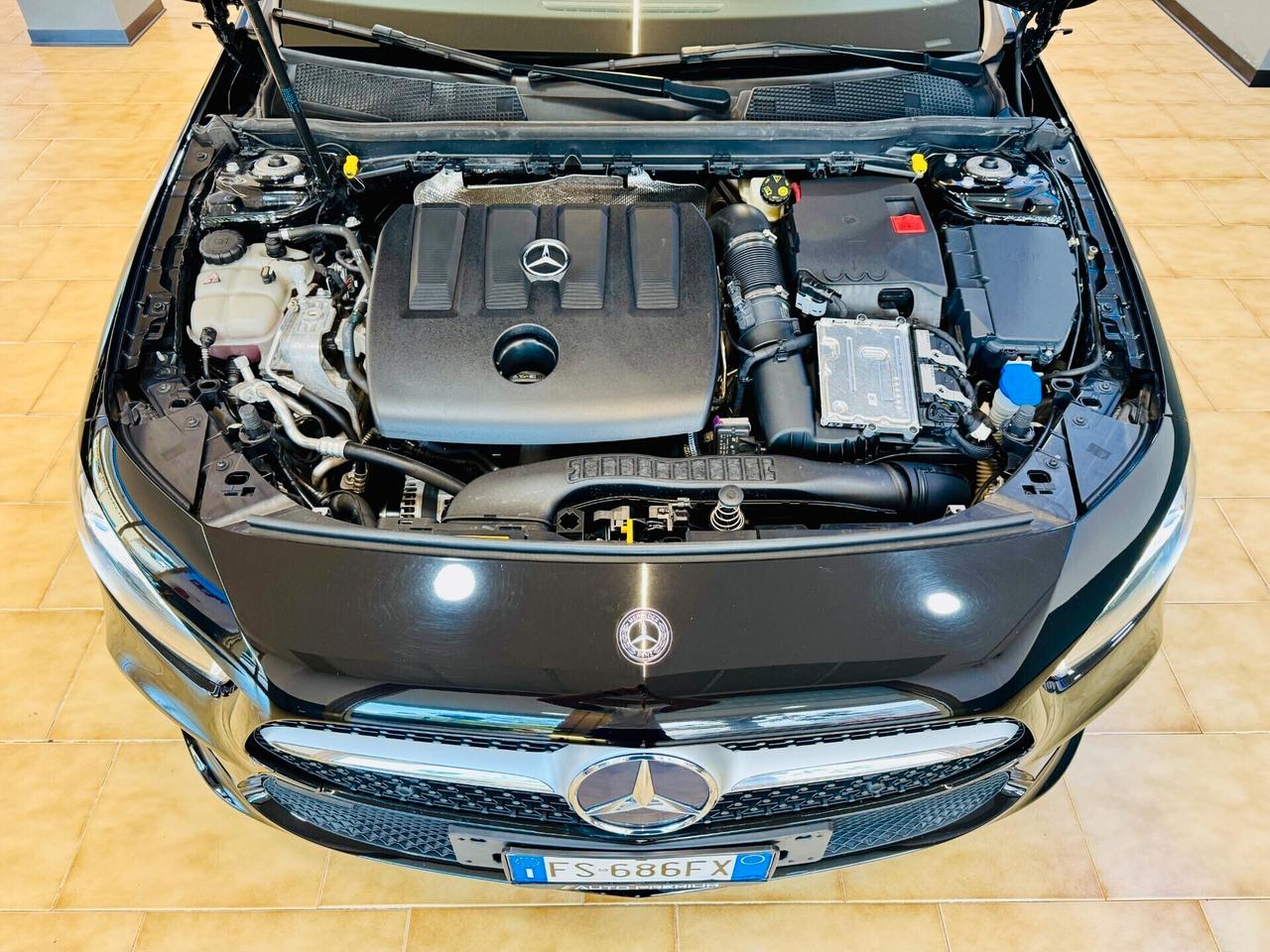 Mercedes-benz A 180 d Autom. / LED / RetroCam.