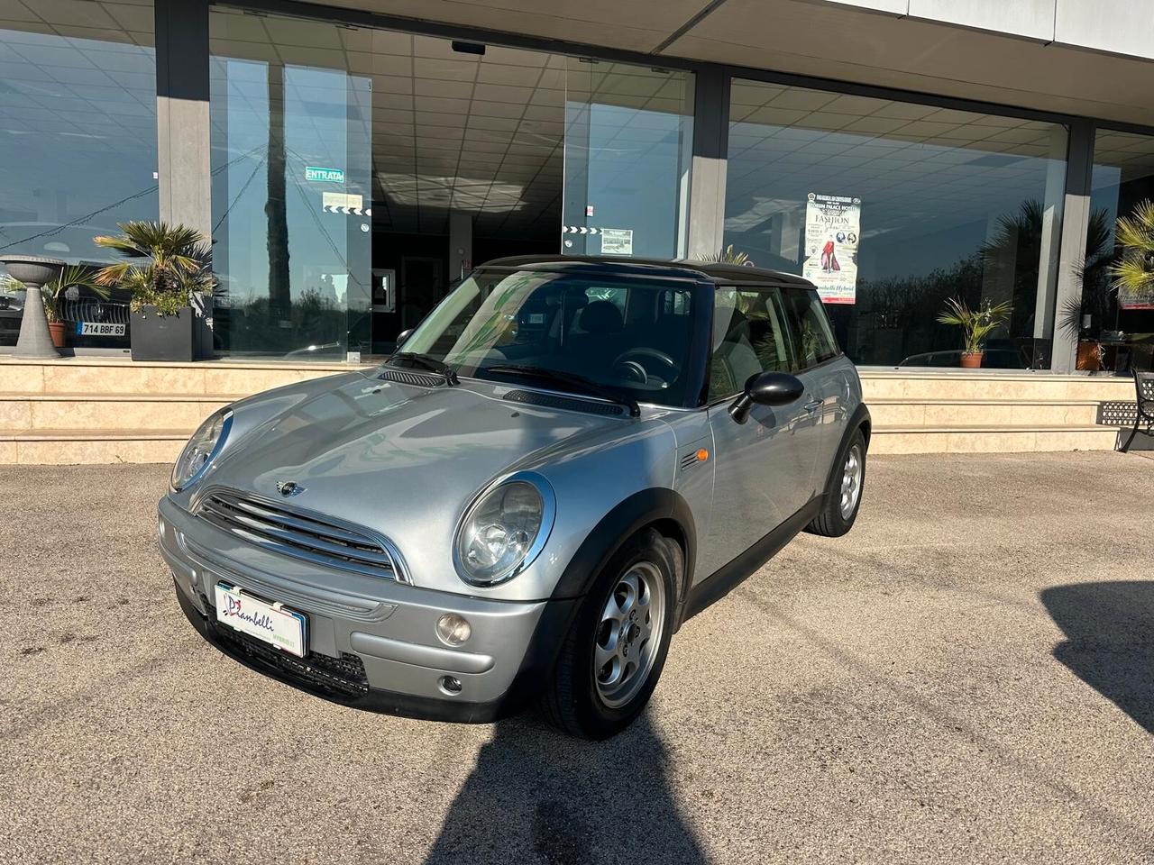 Mini 1.4 tdi One D de luxe NEOPATENTATI