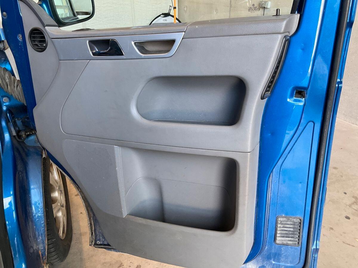 Volkswagen Multivan 2.5 TDI/130CV 4motion Highline