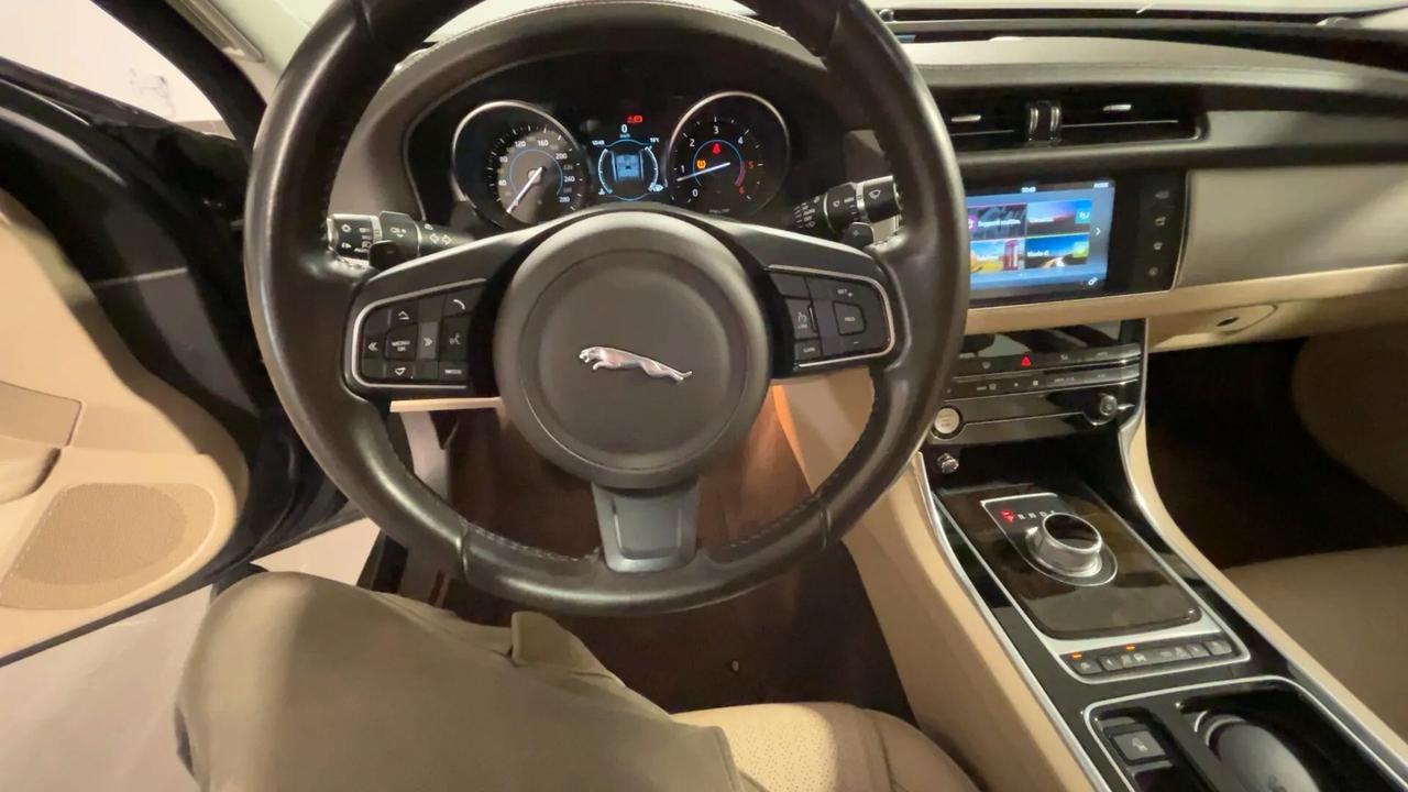 Jaguar XF 2.0 D E-Performance Prestige