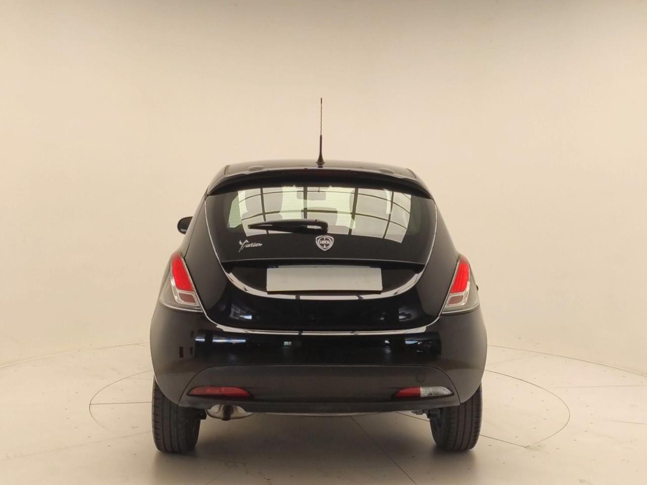 Lancia Ypsilon 1.2 69 CV 5 porte S&S Elefantino Blu