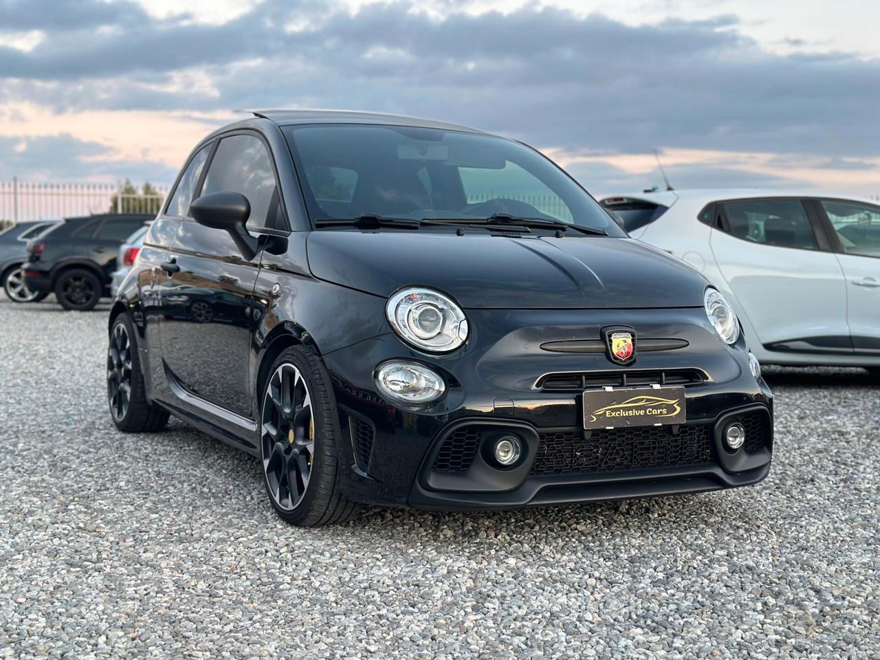 Abarth 595 C 1.4 Turbo T-Jet 180 CV Competizione