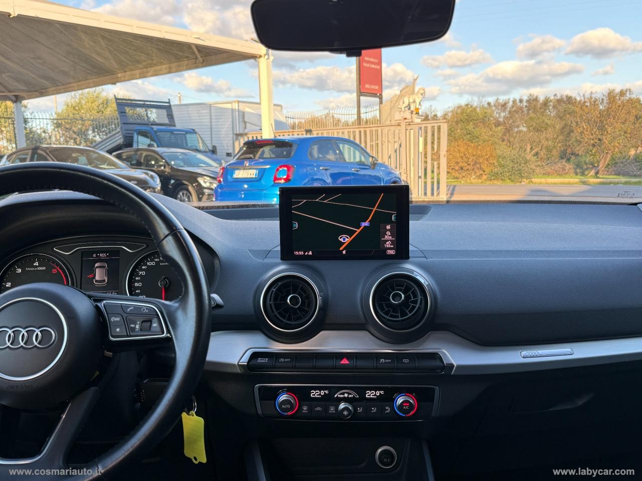AUDI Q2 30 TDI Business Design