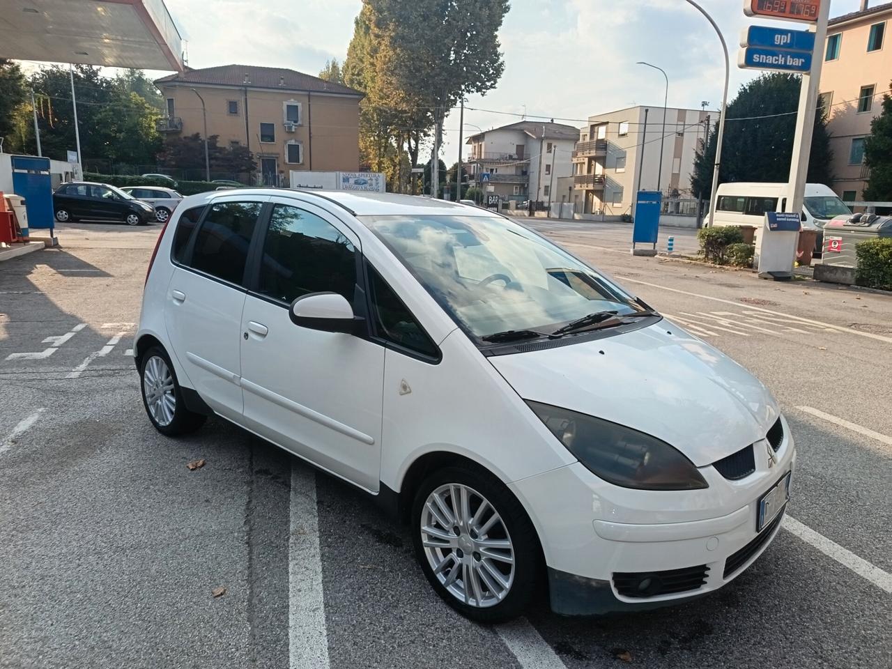 Mitsubishi Colt 1.1 12V 5p. GPL Insport