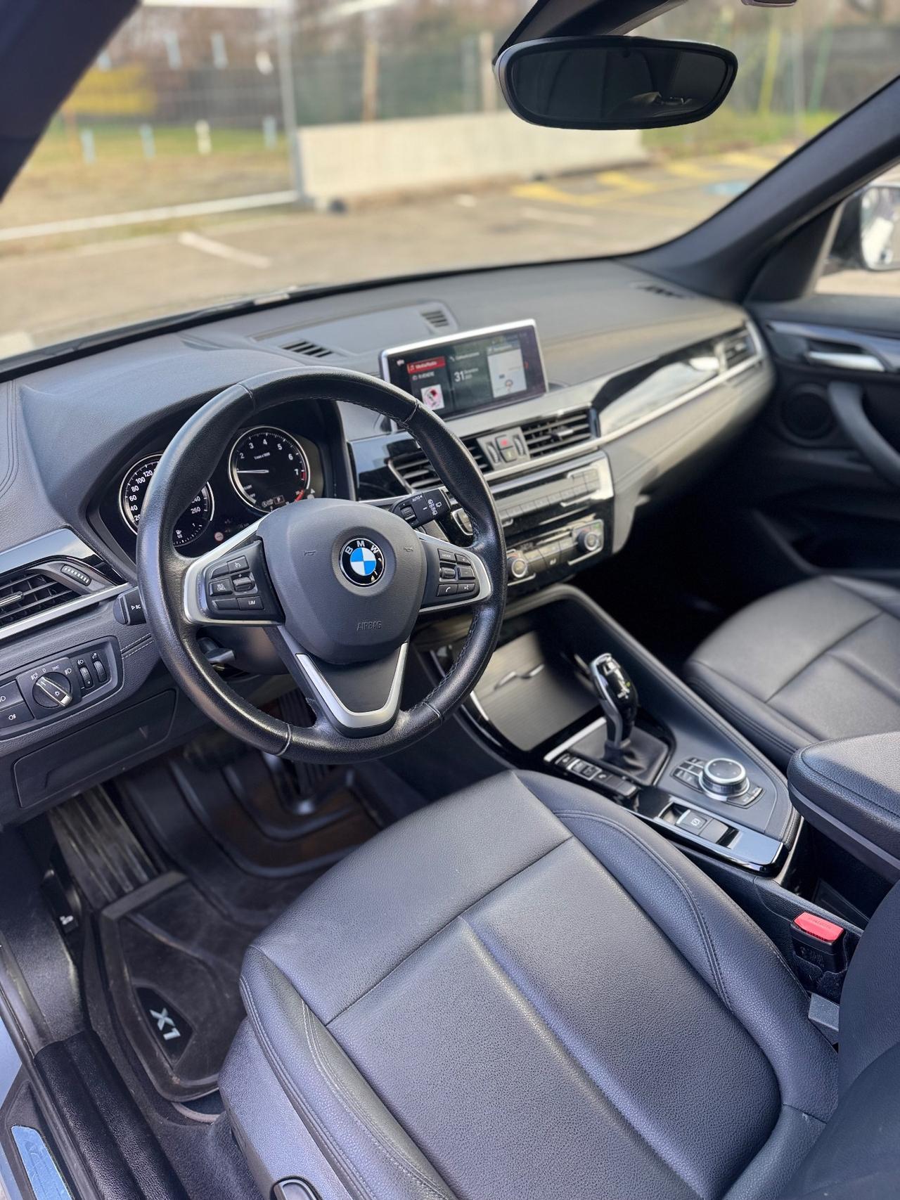 BMW X1 sDrive18i XLINE 140 CV 80.000 KM