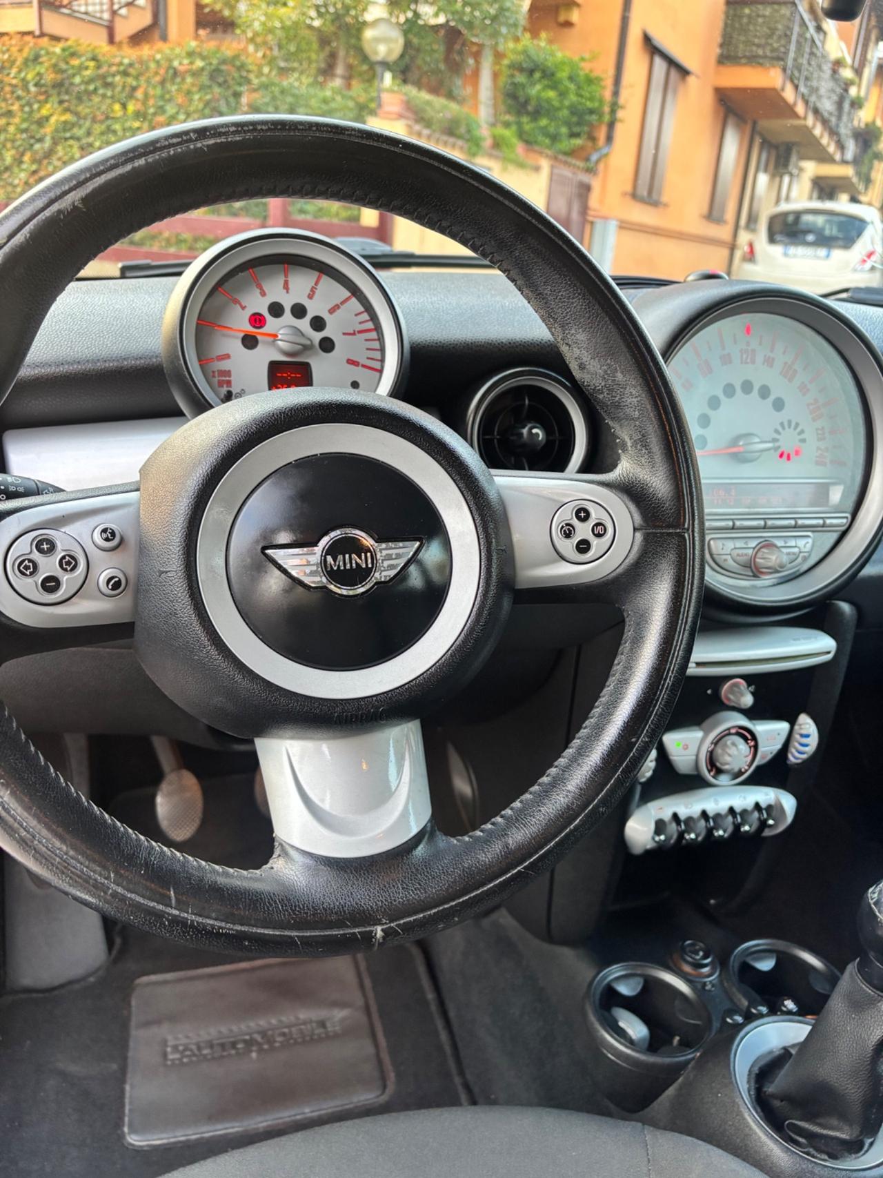 Mini 1.6 16V Cooper Chili