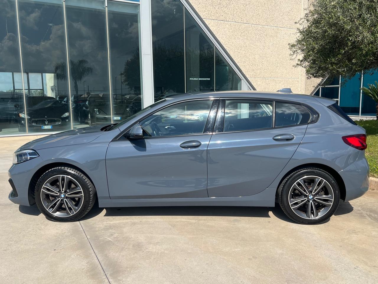 Bmw 118d Sport auto possibilità noleggio no scoring