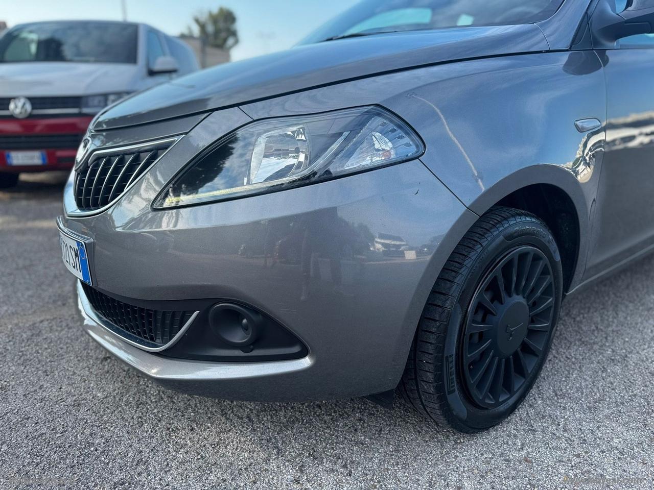 LANCIA Ypsilon 1.0 FireFly 5pS&S Hyb. Eco Silv.