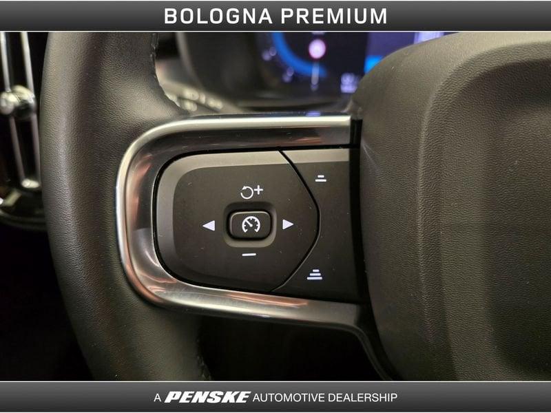 Volvo XC40 XC40 B3 automatico Core