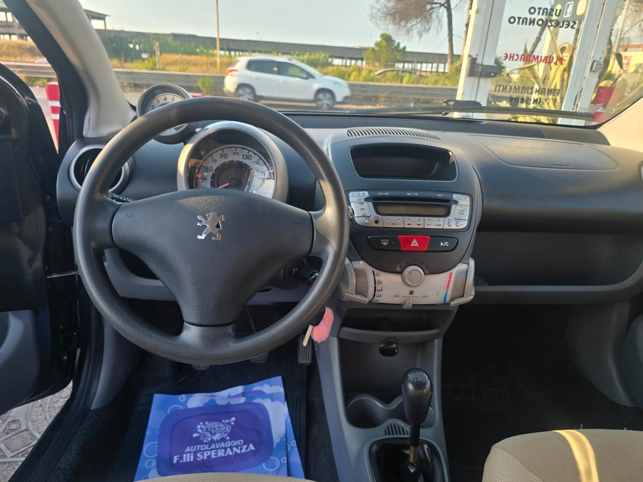 Peugeot 107 1.0 68CV 5p. Sweet Years