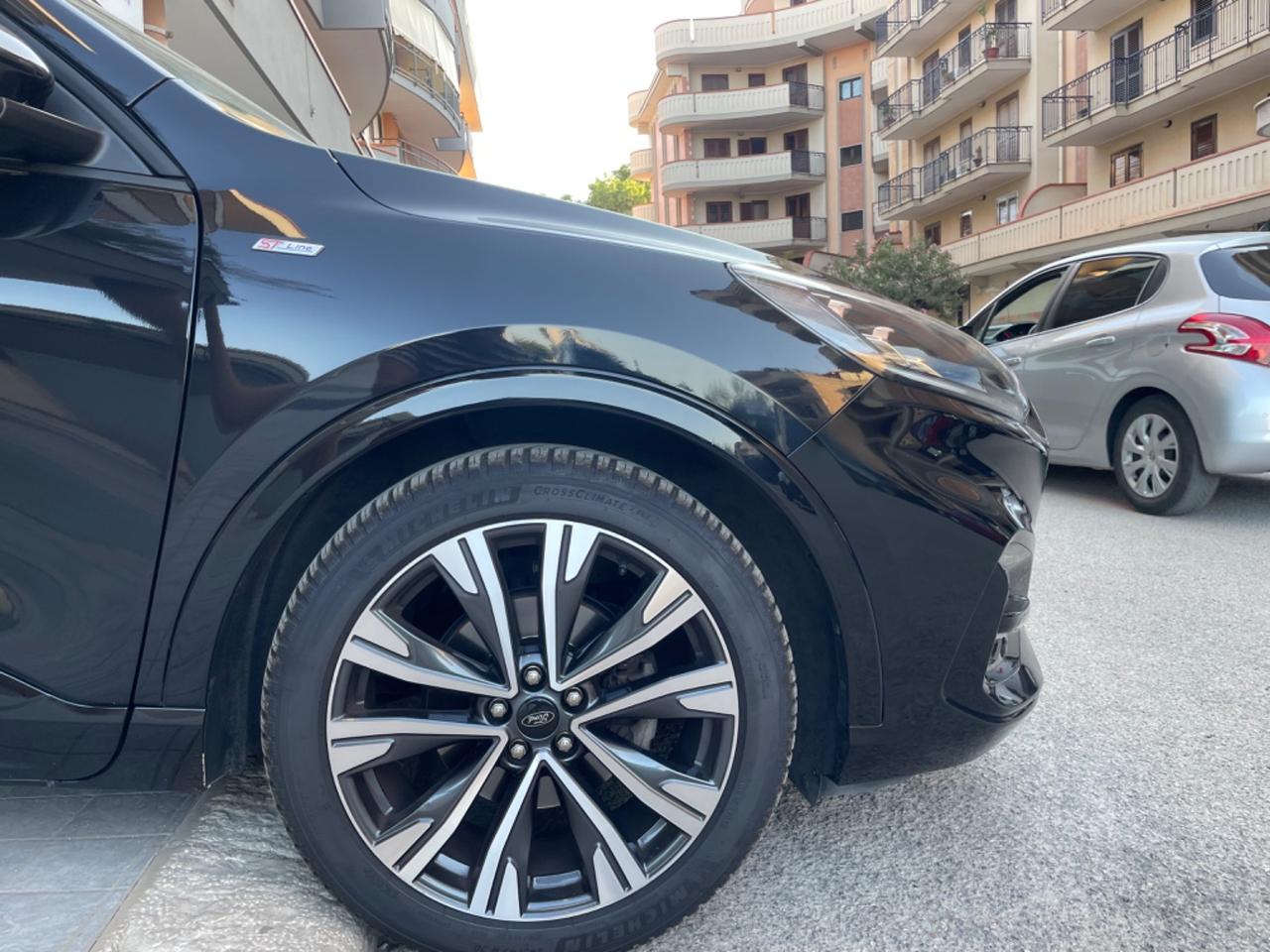 Ford Kuga 1.5 EcoBlue 120 CV aut. 2WD St-Line TETTO NAVY LED 20