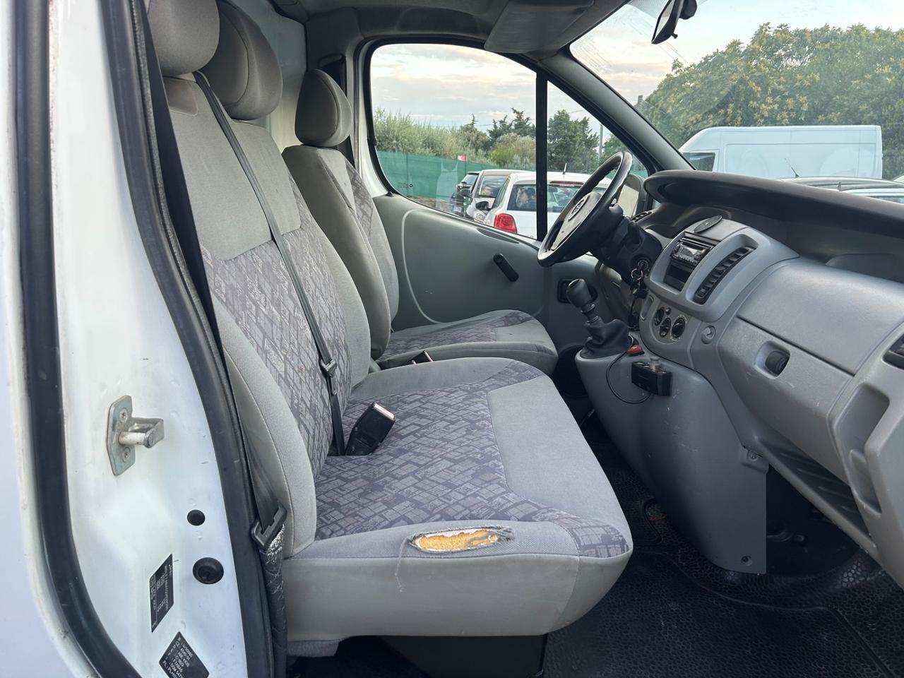 Opel Vivaro 27 1.9 DTI PC-TN Furgone
