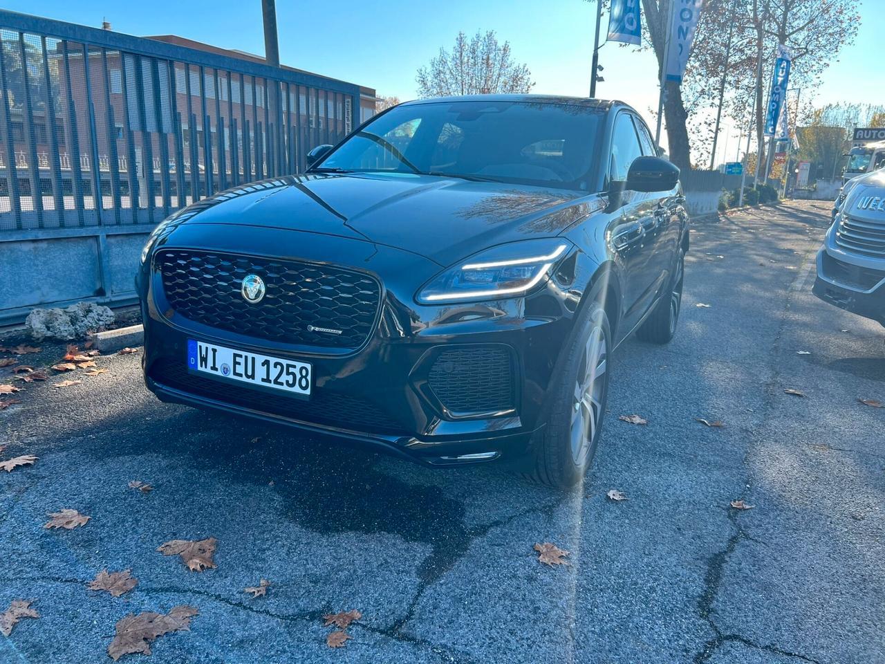 Jaguar E-Pace 2.0D I4 163 CV AWD Auto R-Dynamic SE