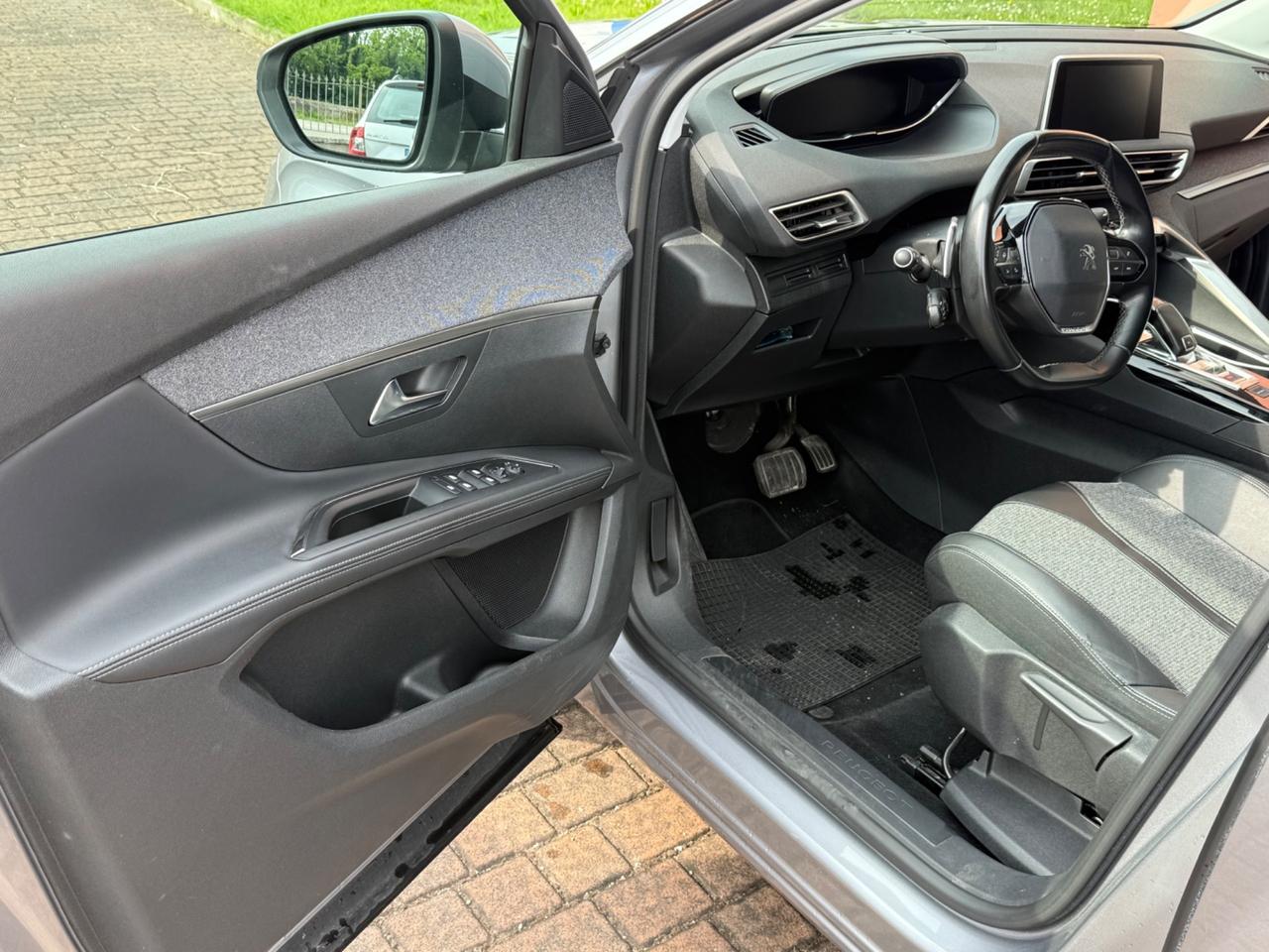 Peugeot 5008 BlueHDi 130 S&S EAT8 Allure 7 POSTI