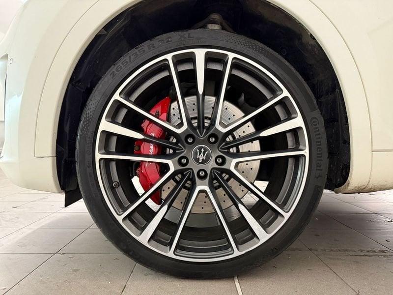 Maserati Levante V8 580 CV AWD Trofeo