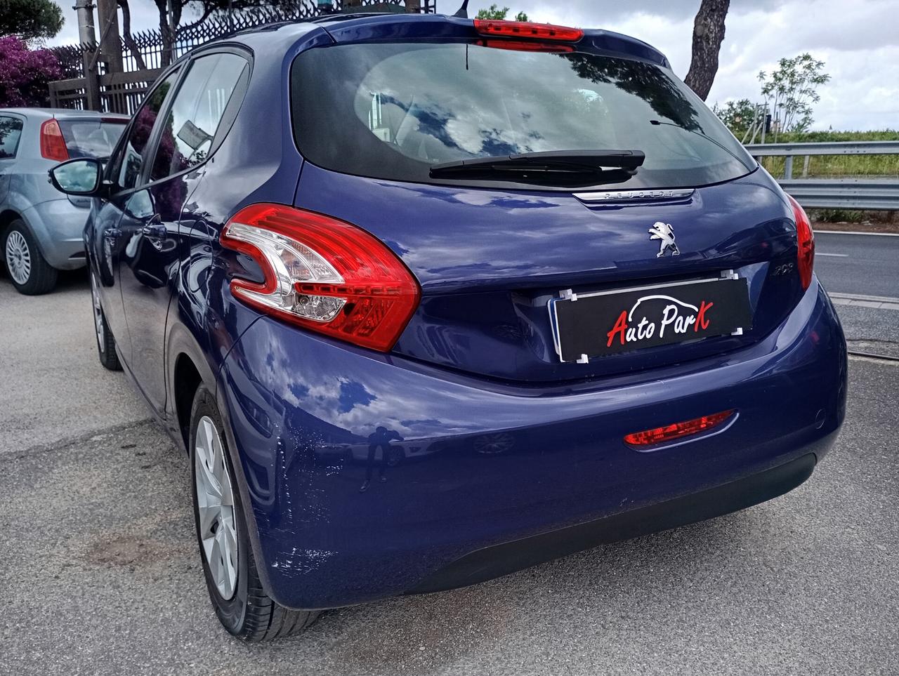 Peugeot 208 5P 1.2 VTi 82CV Active