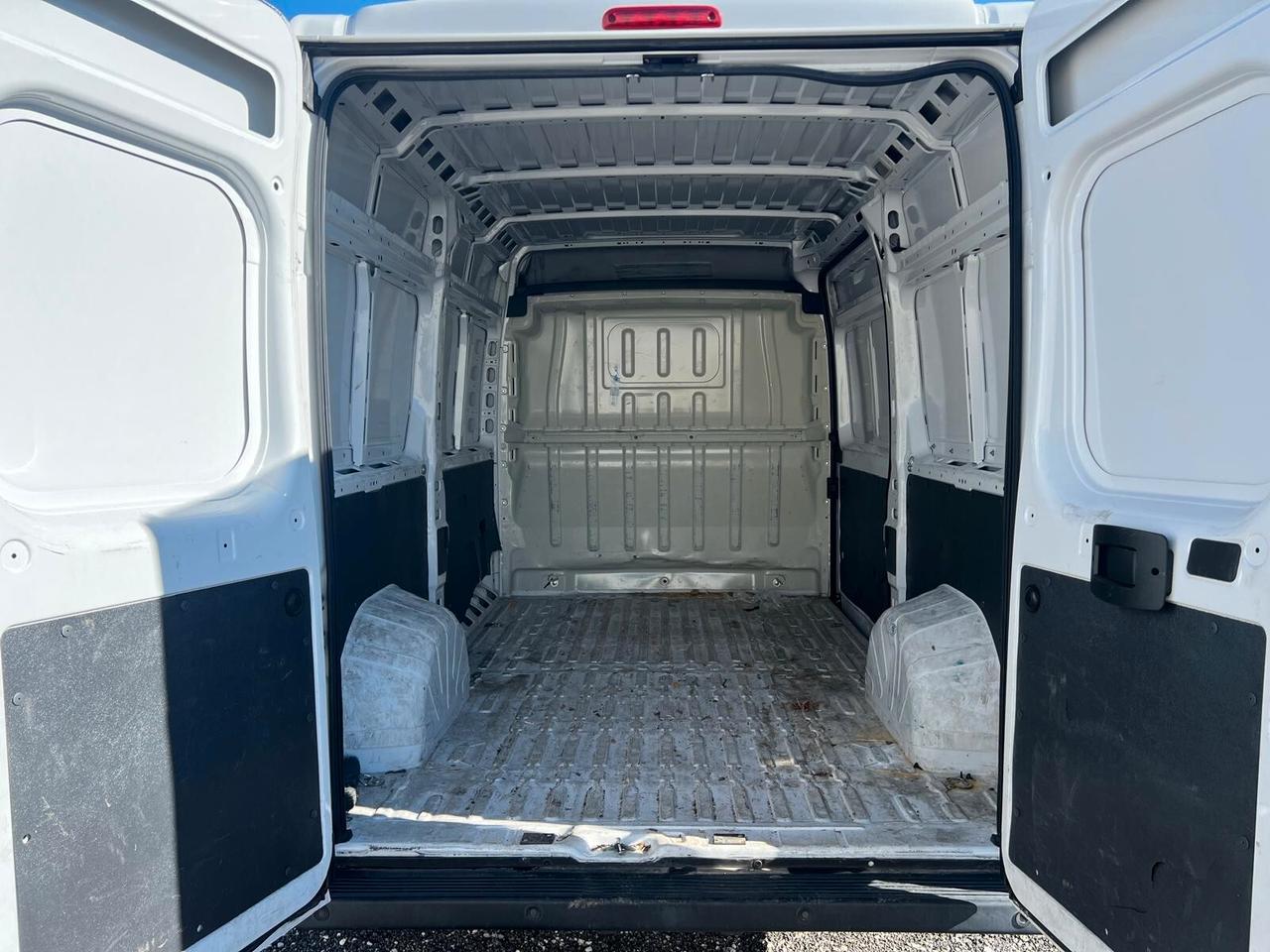 Peugeot Boxer L2H2 2.2 BlueHDi 140cv