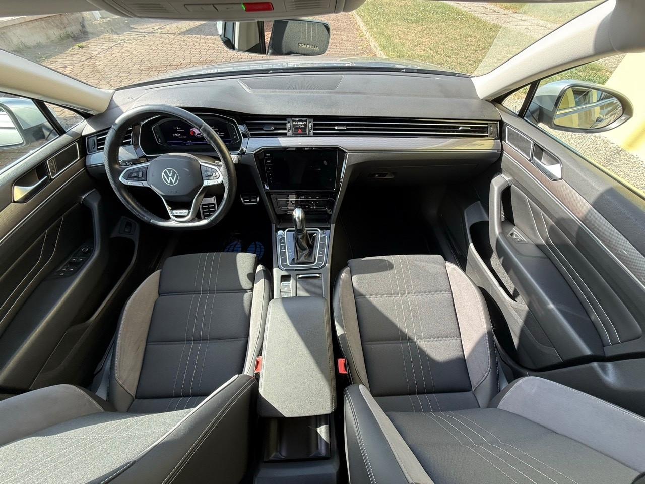 Volkswagen Passat Alltrack 2.0 TDI 200 CV 4MOTION DSG