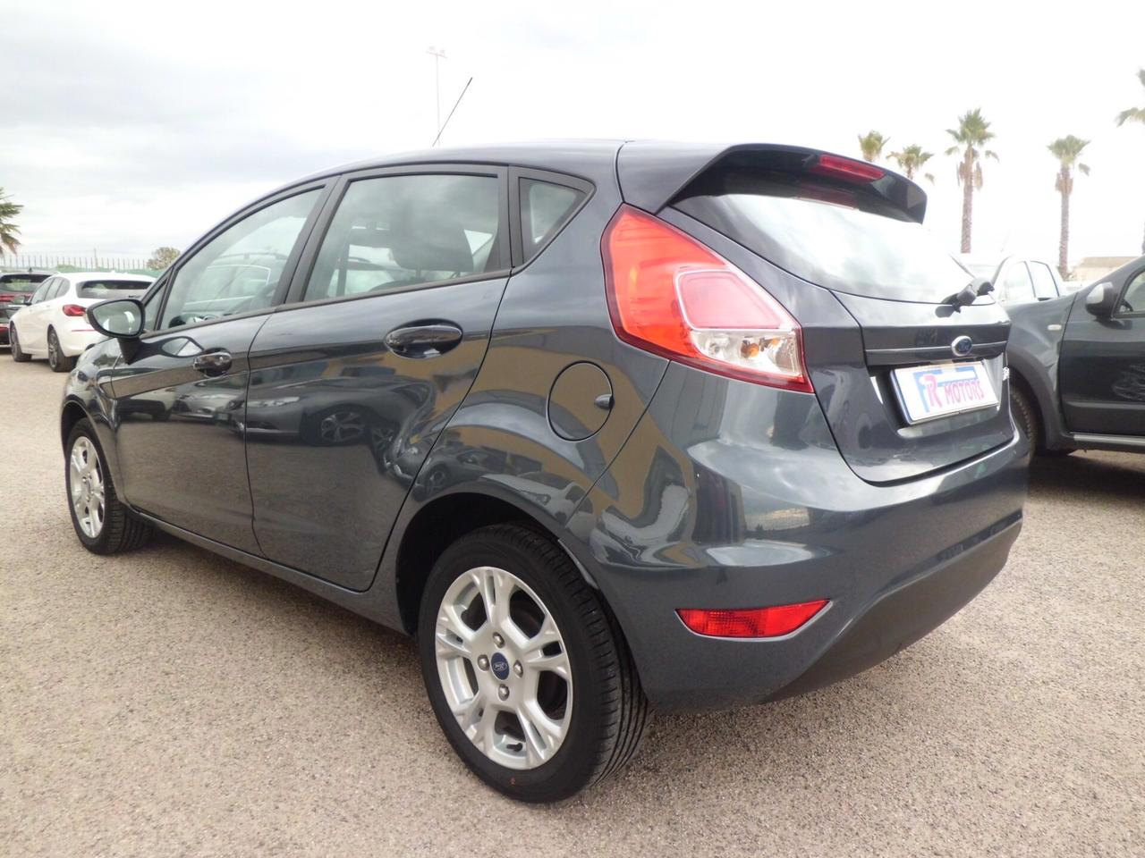 Ford Fiesta 1.4 5 porte Bz.- GPL DISPONIBILITA' 2 PEZZI VEDI FOTO