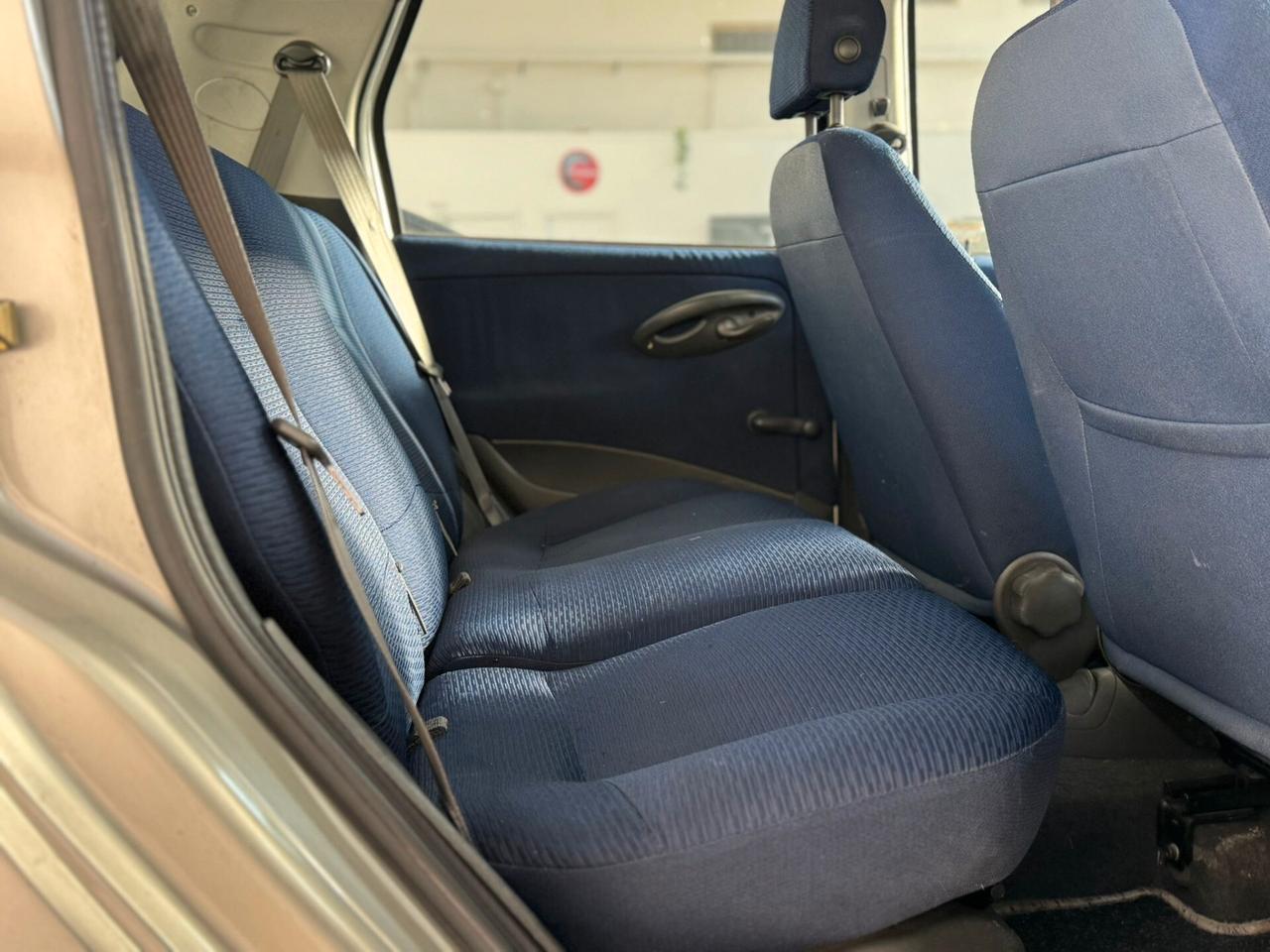 Fiat Punto 1.2i 16V cat 5 porte HLX