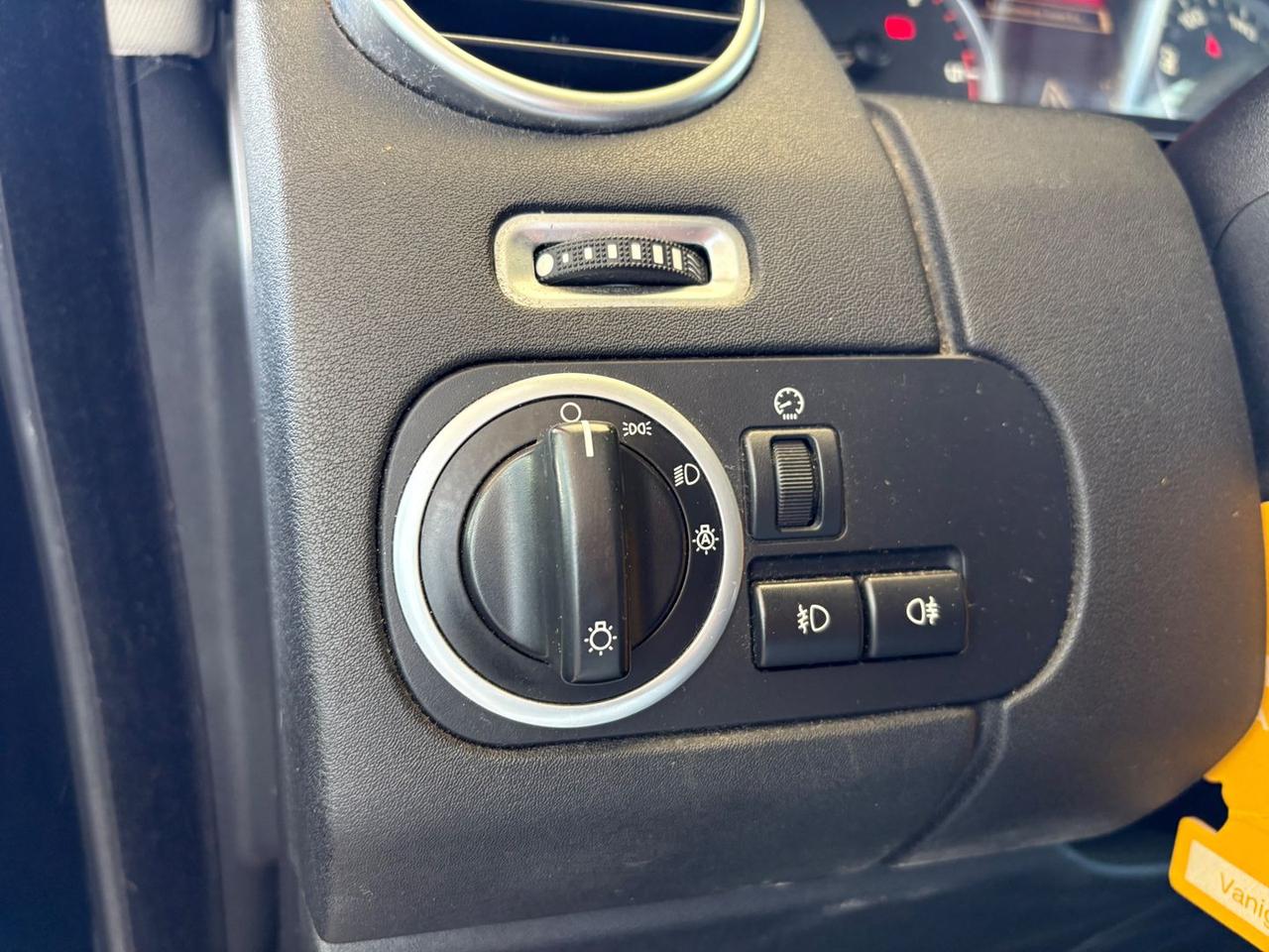 Land Rover Discovery 4 SE 2.7 TDV6 #10238