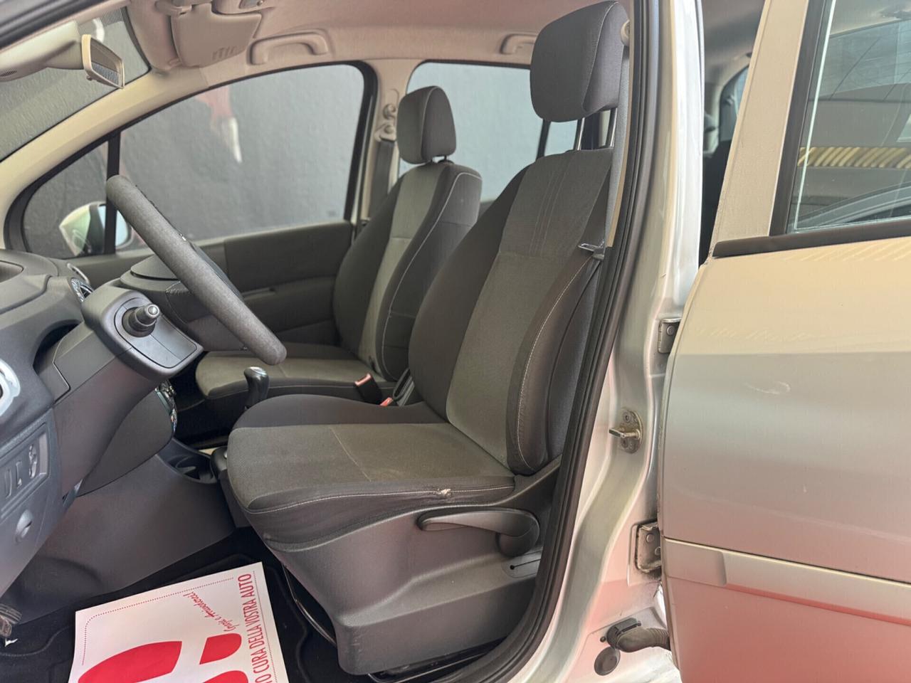 Renault Modus Grand 1.2 16V Dynamique