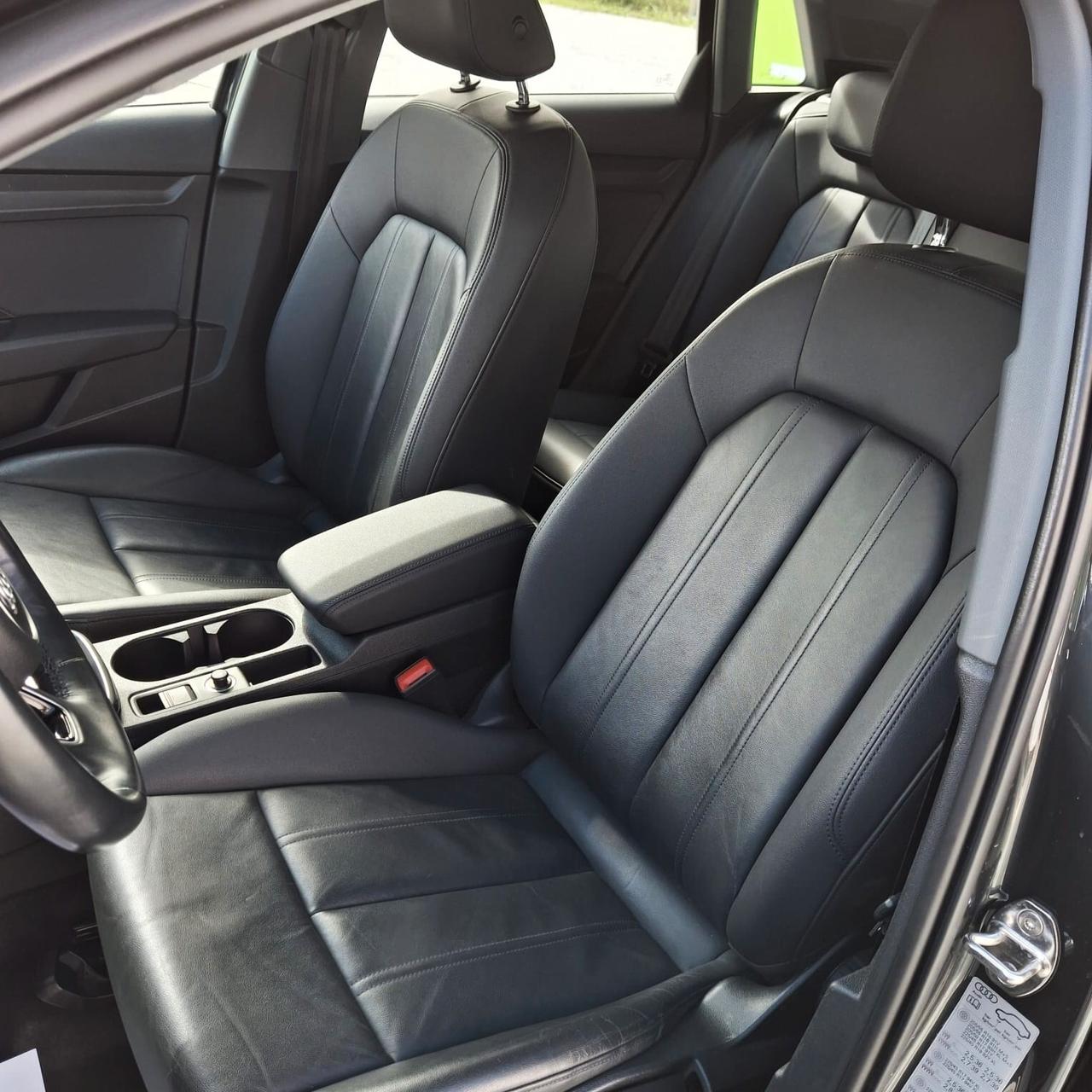 AUDI A3 SPB 30 g-tron S tronic Business Advanced