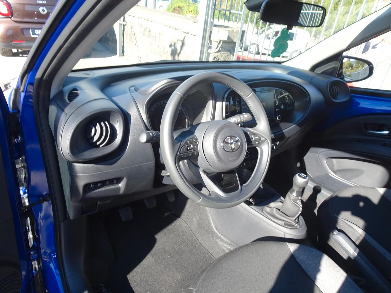 Toyota Aygo X 1.0 VVT-i 72 CV 5 porte Lounge S-CVT