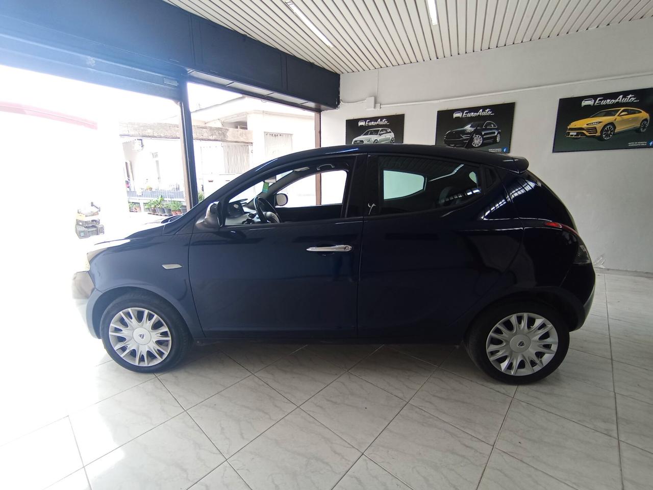 Lancia Ypsilon 1.3 mtj 2016 CON GARANZIA
