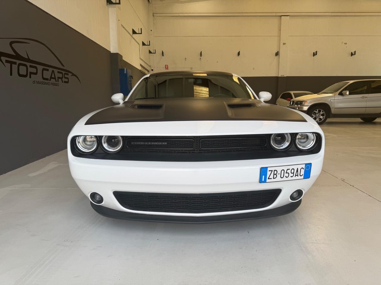 Dodge Challenger 3.6 V6 Super Track Pack