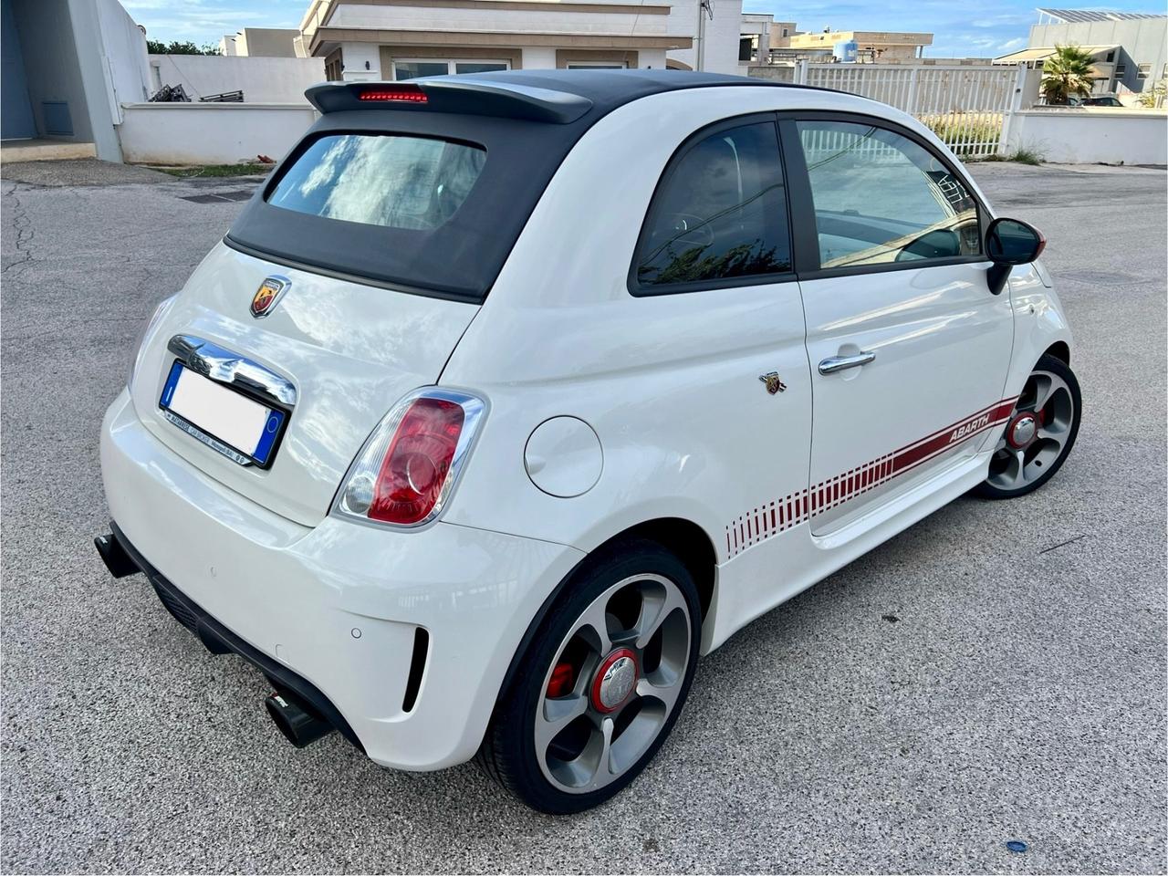 Abarth 500 C 1.4 Turbo T-Jet MTA