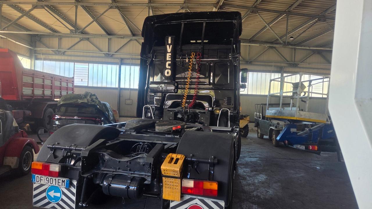 Iveco Turbostar 190.48 Pneumatico