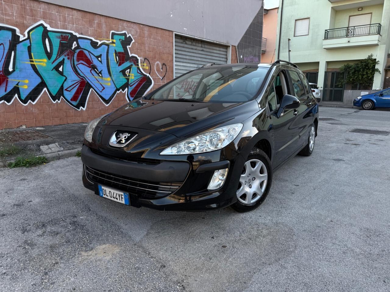 Peugeot 308Restayling 1.6 HDi 90CV SW Premium Perfetta
