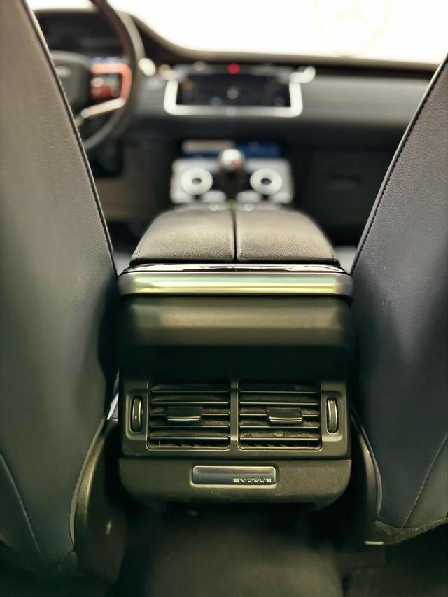 LAND ROVER Range Rover Evoque 2.0D CV AWD Auto R-Dynamic IVA ESPOSTA