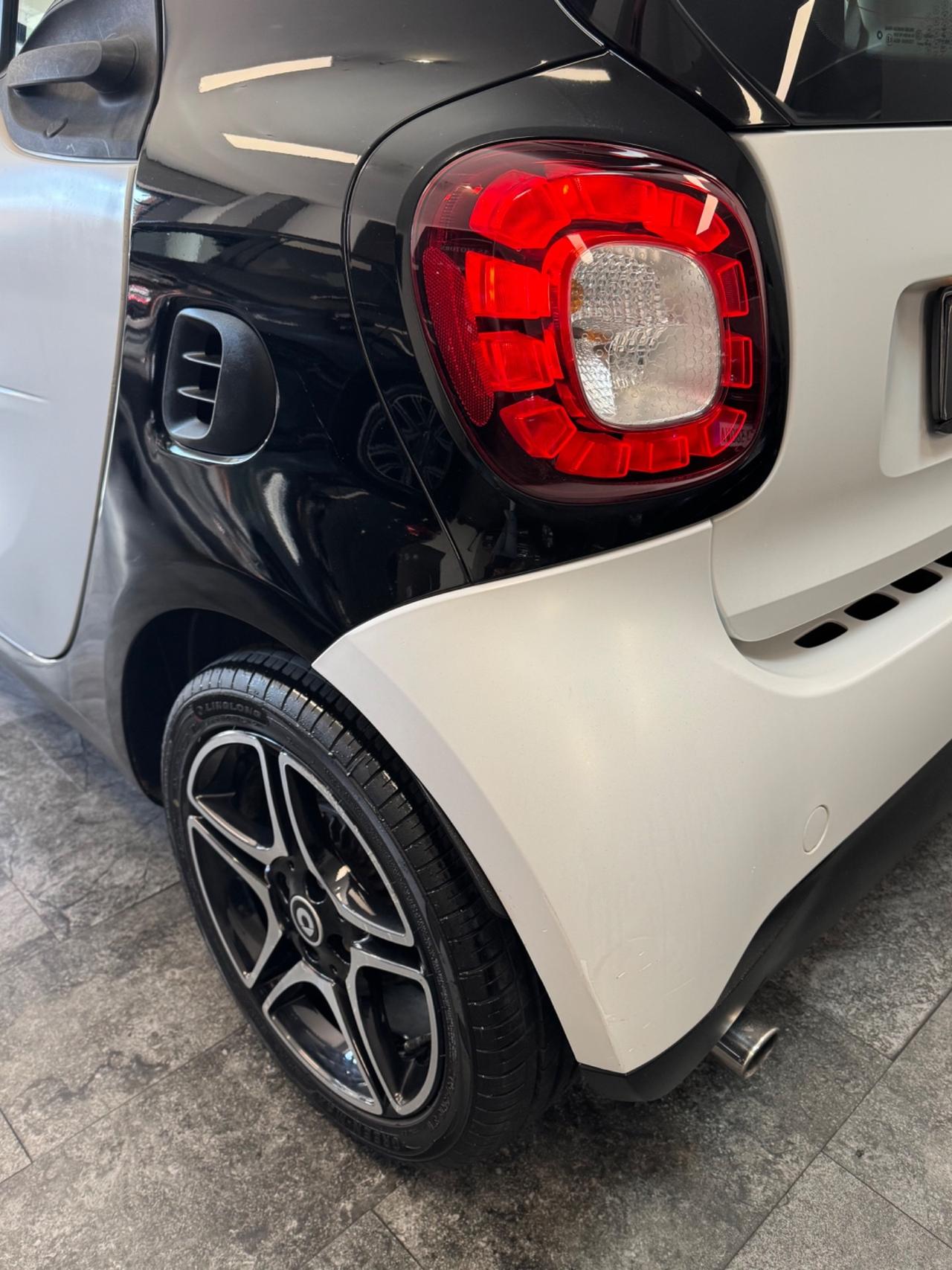 Smart ForTwo 1.0 71 Cv Full LED Finanziabile