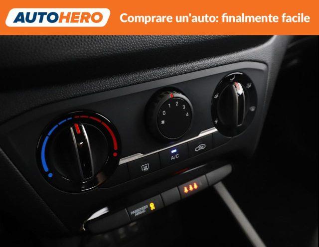HYUNDAI i20 1.2 84 CV 5 porte Blackline