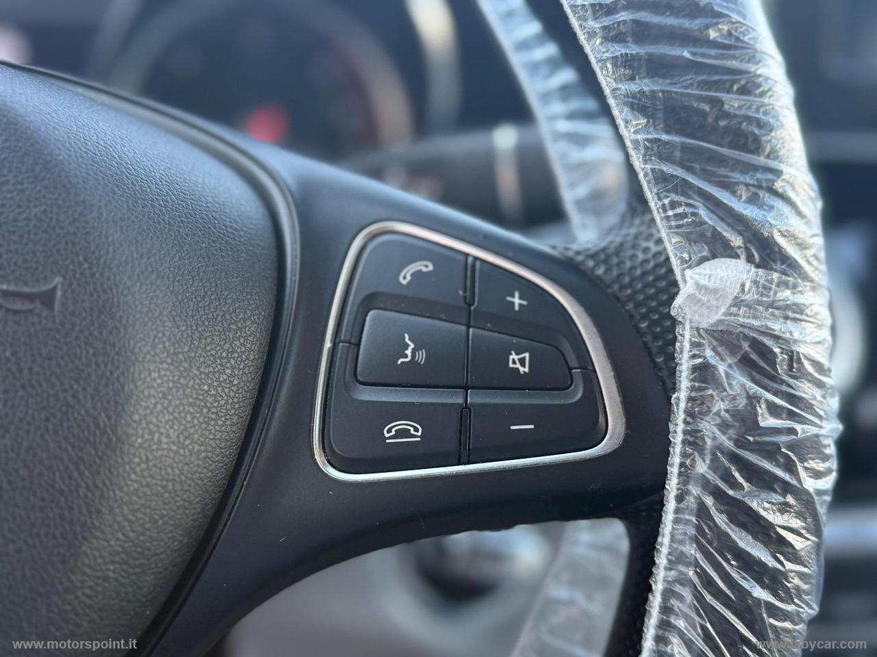 MERCEDES-BENZ CLA 180 d Automatic Business
