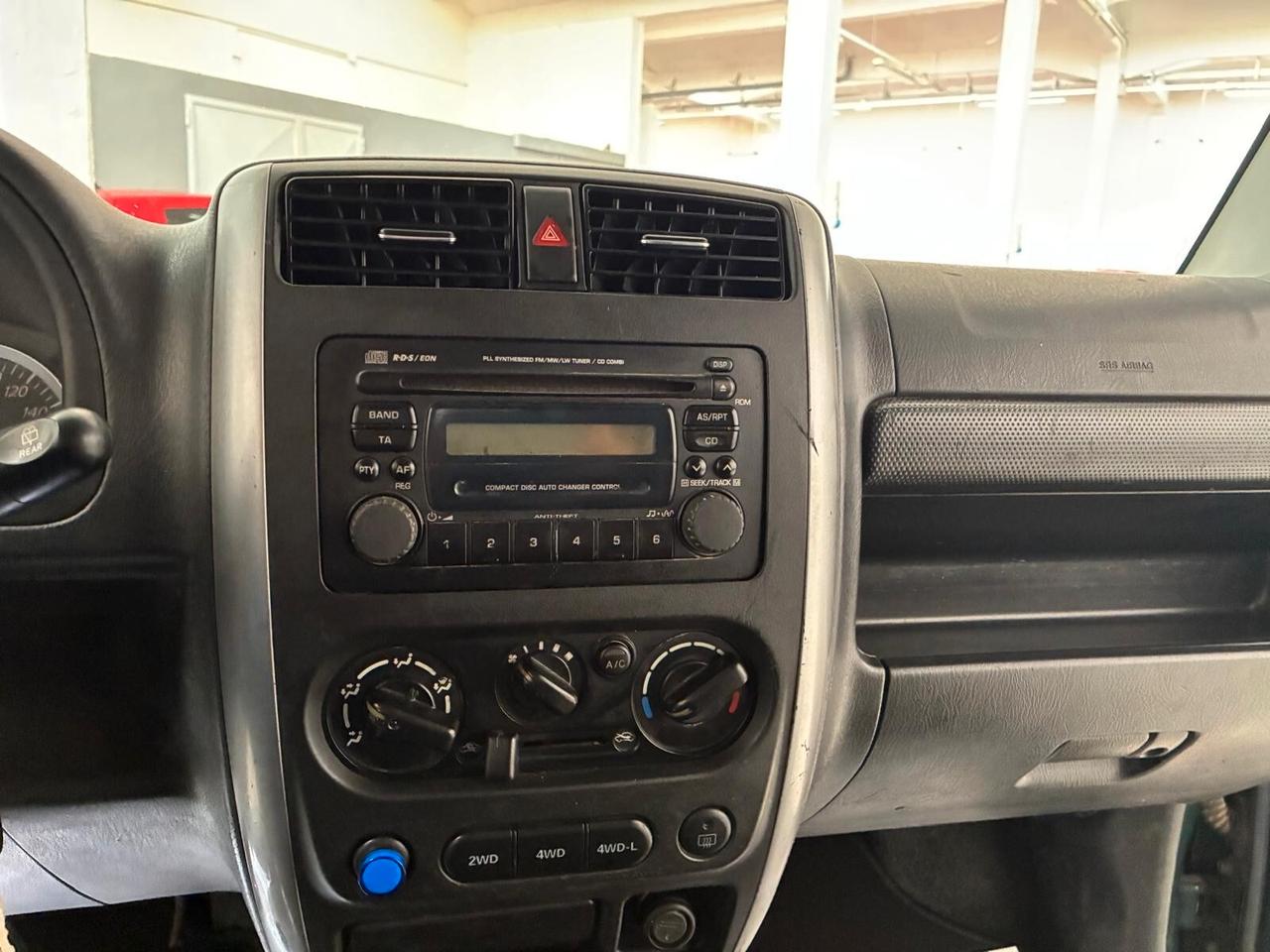 Suzuki Jimny 1.3i 16V cat 4WD JLX Più