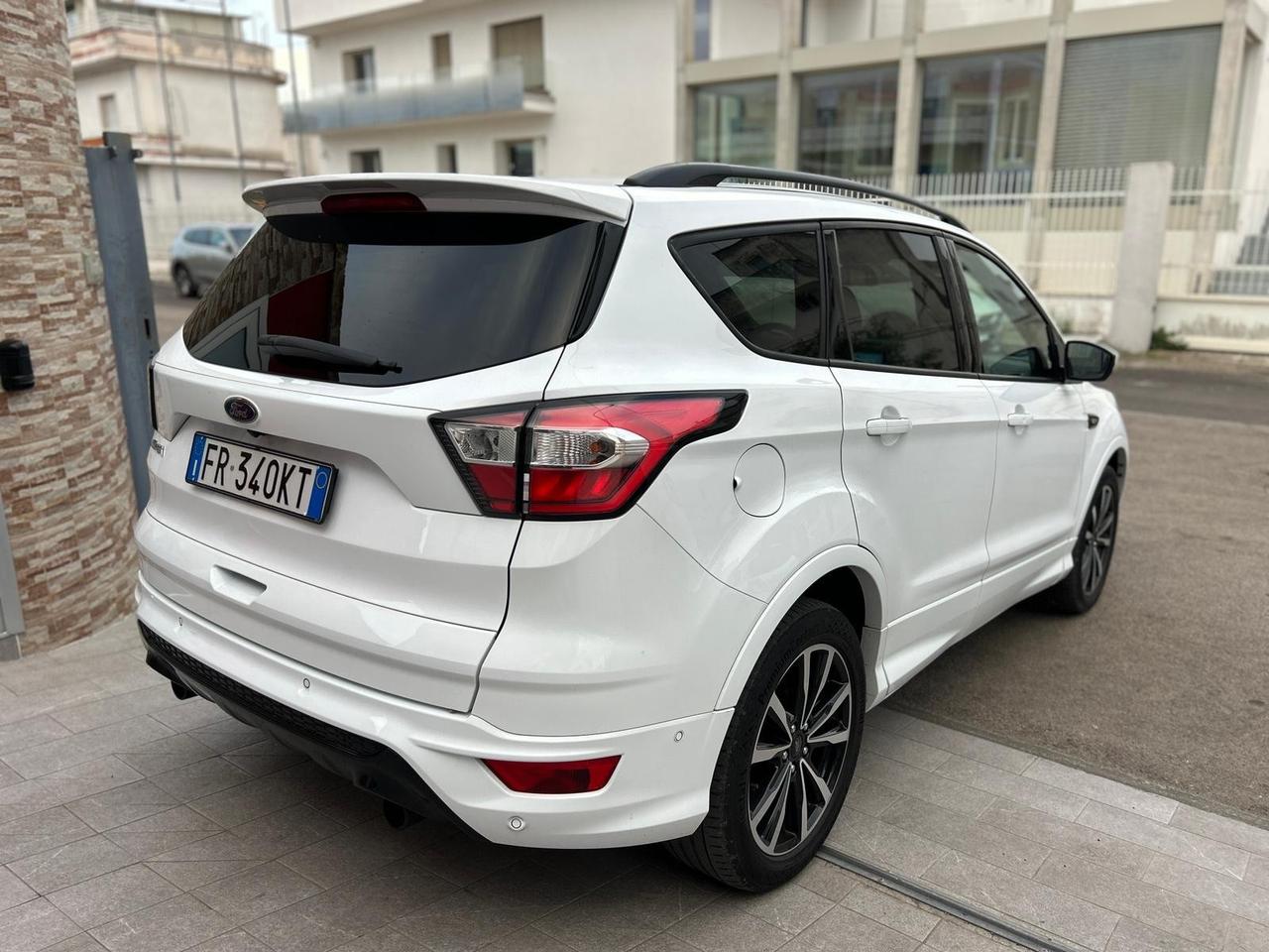 Ford Kuga 1.5 TDCI 120 CV ST-Line-2018