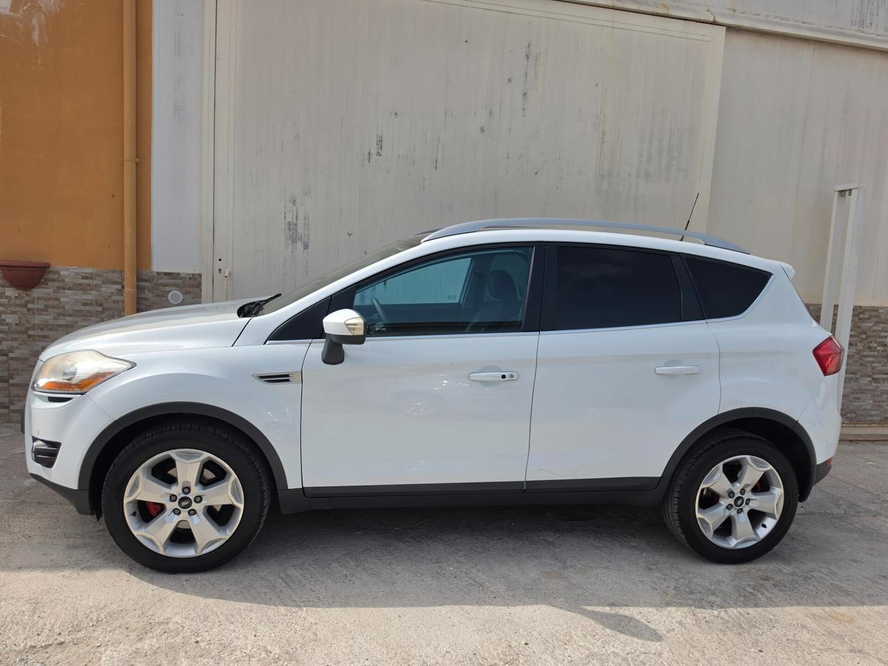 Ford Kuga 2.0 TDCi 140 CV 2WD Titanium
