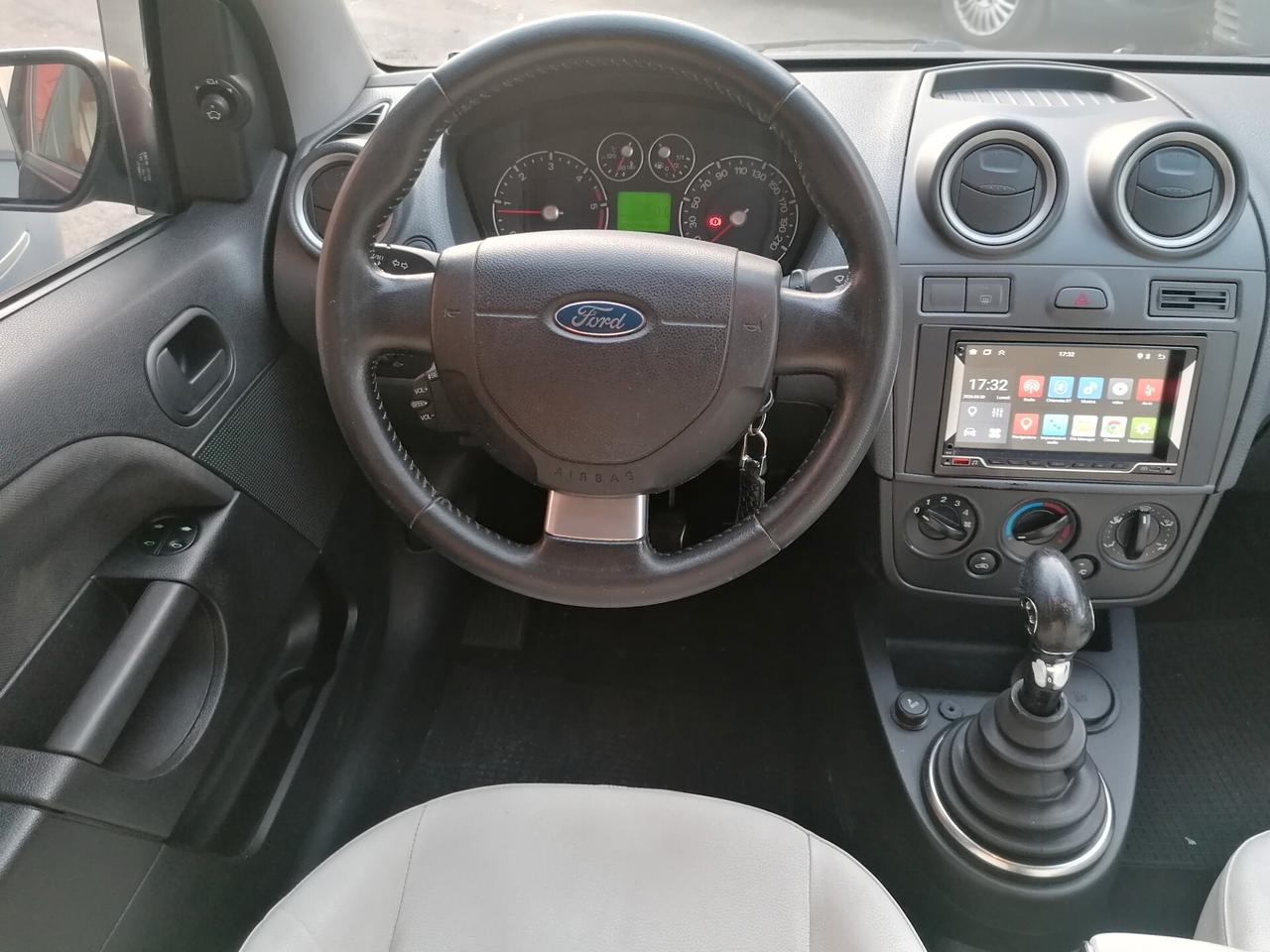 Ford Fiesta 1.4 TDCi 5p. Titanium (unico proprietario)