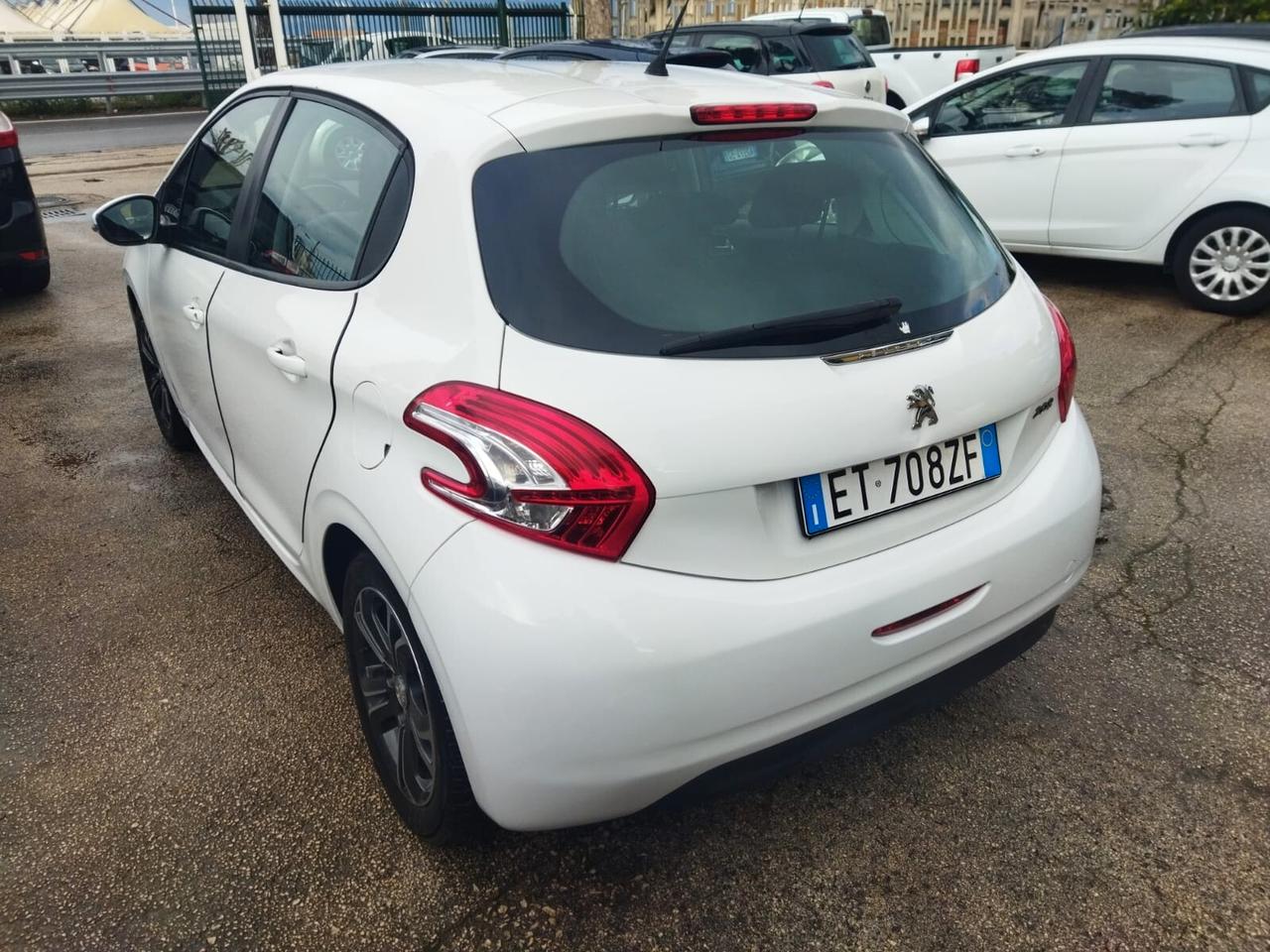 Peugeot 208 1.2 benzina Active 2014