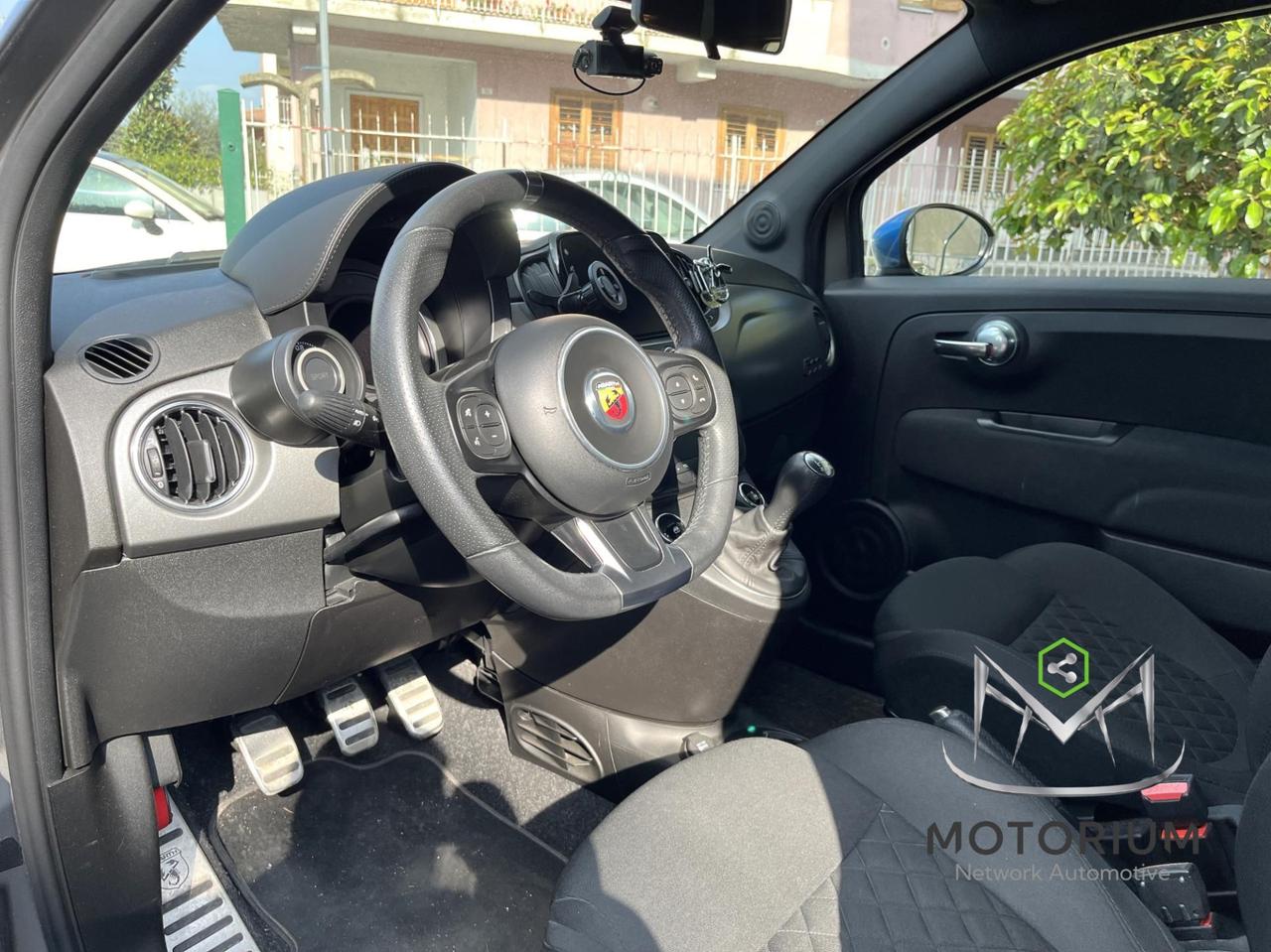 Abarth F595 1.4 t-jet 165cv