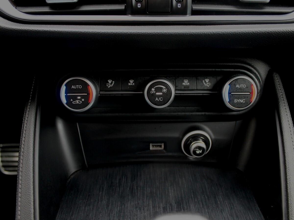 Alfa Romeo Stelvio 2.2 Turbodiesel 160 CV AT8 RWD Sprint PaddleF1 Virtual UNIPRO IVA DEDUCIB.