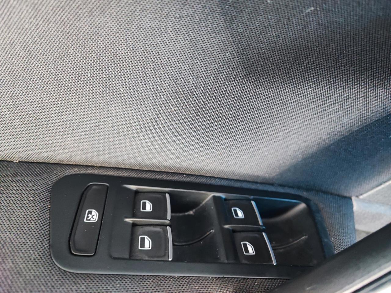 Volkswagen Golf 1.6 TDI 5p. Highline BlueMotion Technology