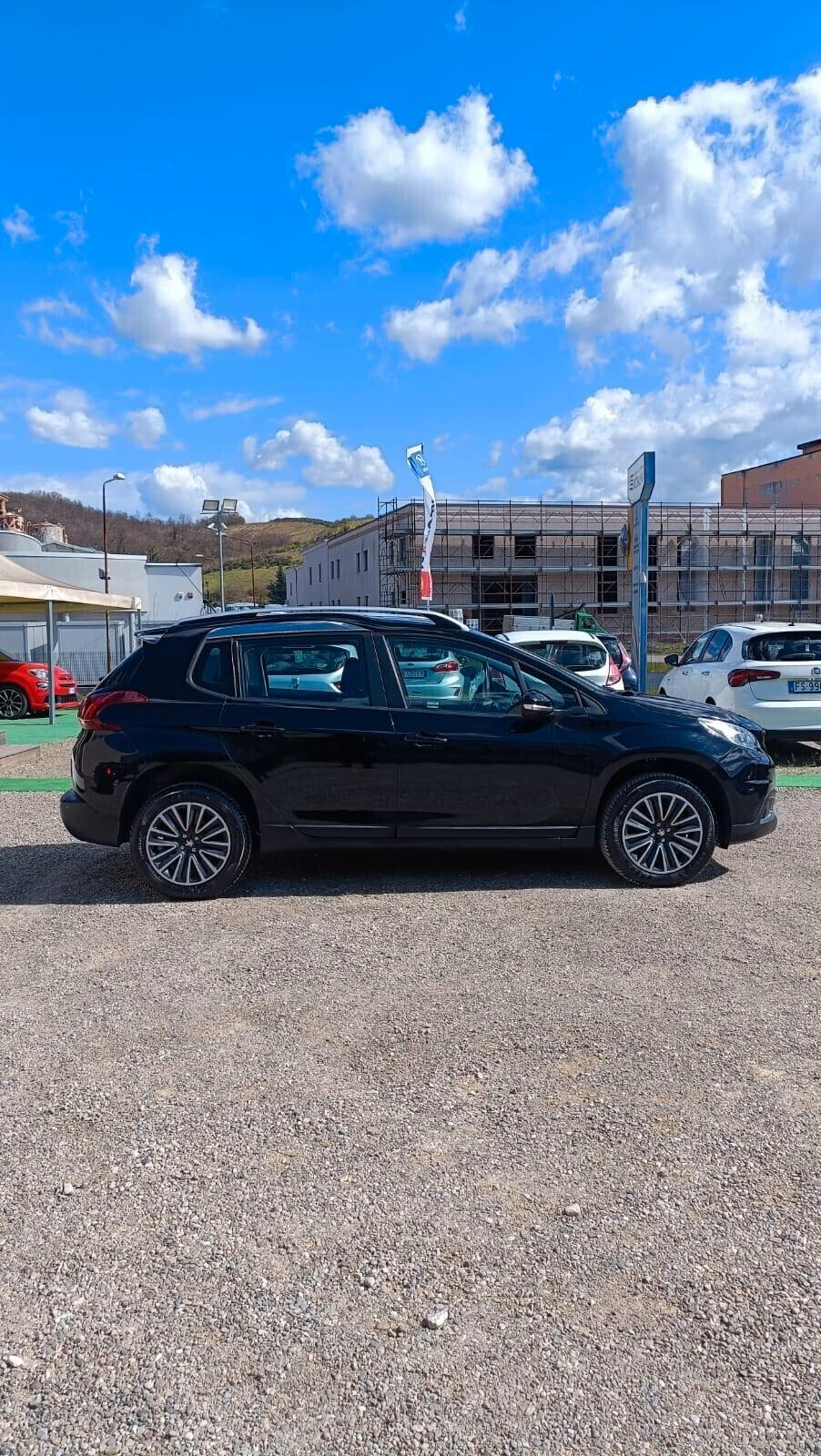 Peugeot 2008 PureTech 82 Allure